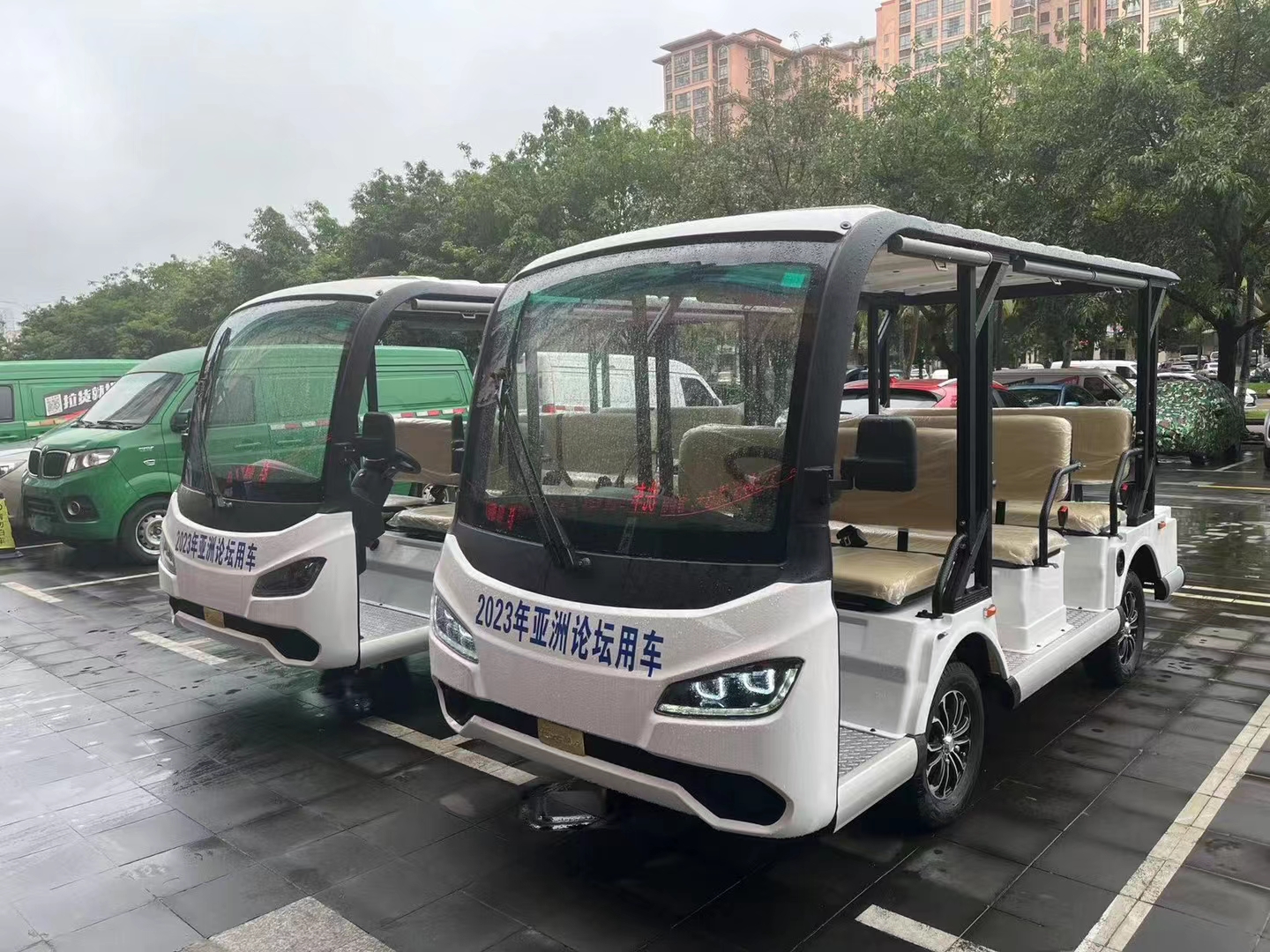 卓越電動觀光車現(xiàn)身博鰲亞洲論壇2023年年會